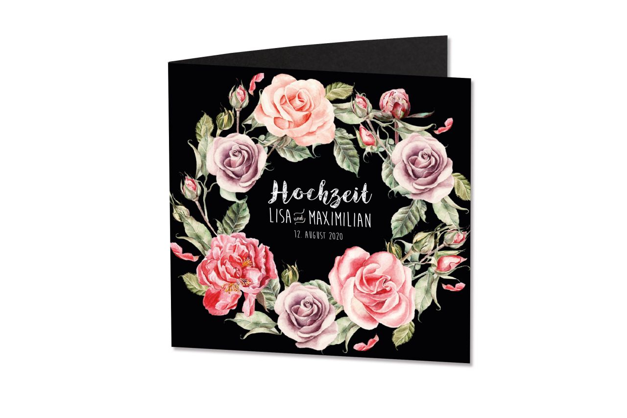 Die Hochzeitskarte Kranz aus Rosen ist für Blumenlieberhaber die richtige Wahl und kann in weißer Schrift auf der Vorderseite personalisiert werden.
